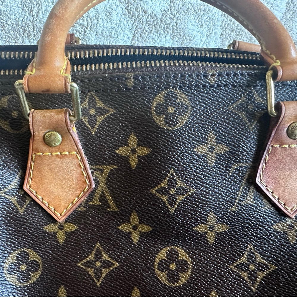 Louis Vuitton Vintage Speedy 30 - Picture 3 of 16